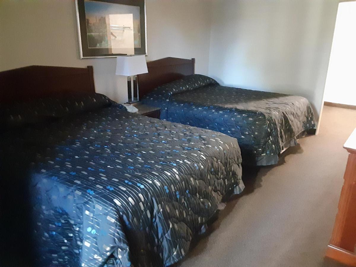 Vegas Hotel *